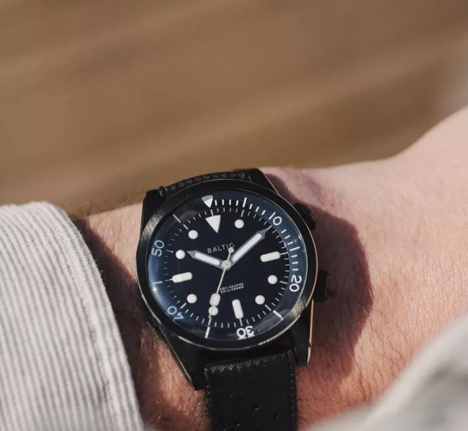 BALTIC AQUASCAPHE DUAL-CROWN BLACK PVD